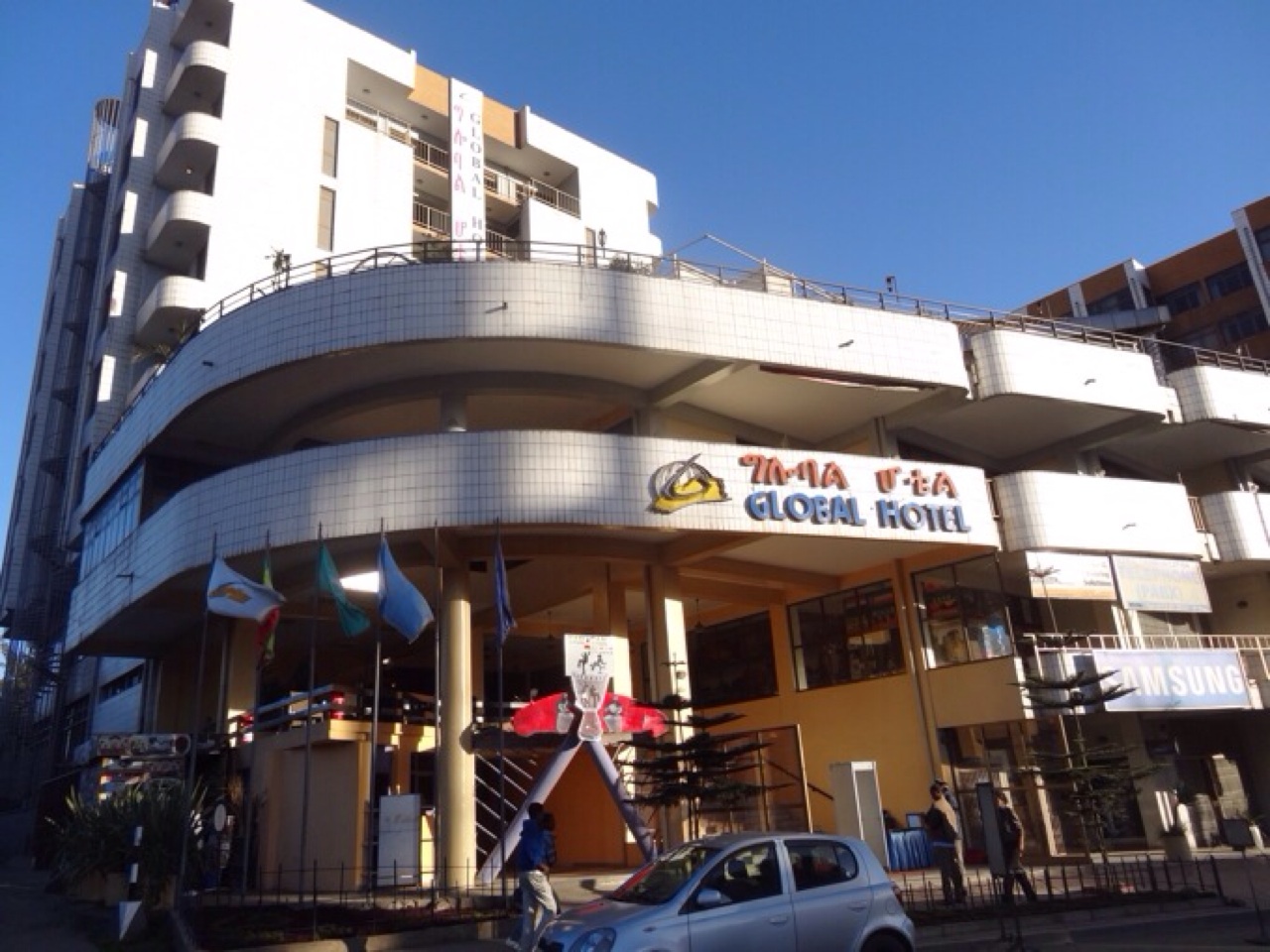 Global Hotel