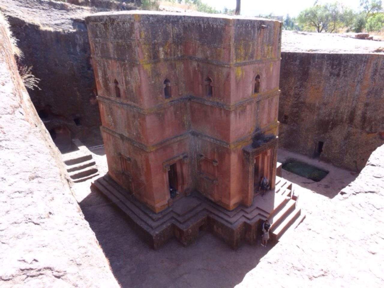 St George from the bottom